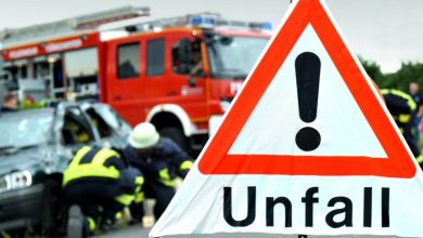 Großbrand in Wesselburen: Getreidesilo in Flammen – Schaden im sechsstelligen Bereich