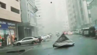 Dubai: Sandsturm und heftiger Regen führen zu chaotischen Zuständen