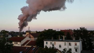 Großfeuer bei Offenbacher Recyclingunternehmen erfolgreich bekämpft