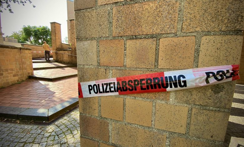 Toter am Gymnasium Huma in Mönchengladbach entdeckt