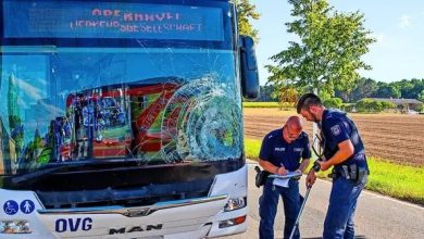 Schwerer Unfall bei Kremmen: 14-Jähriger von Bus erfasst und schwer verletzt