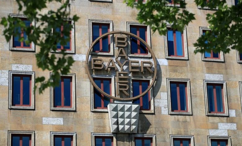 Barclays stuft Bayer herab und senkt Kursziel nach Studien-Misserfolg