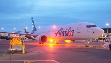 Alaska Airlines setzt vorübergehend Flüge mit Boeing 737 MAX 9 aus: Sicherheit hat oberste Priorität